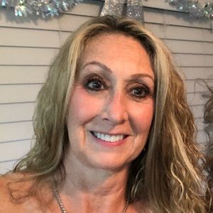 Meet your Posher, Annette